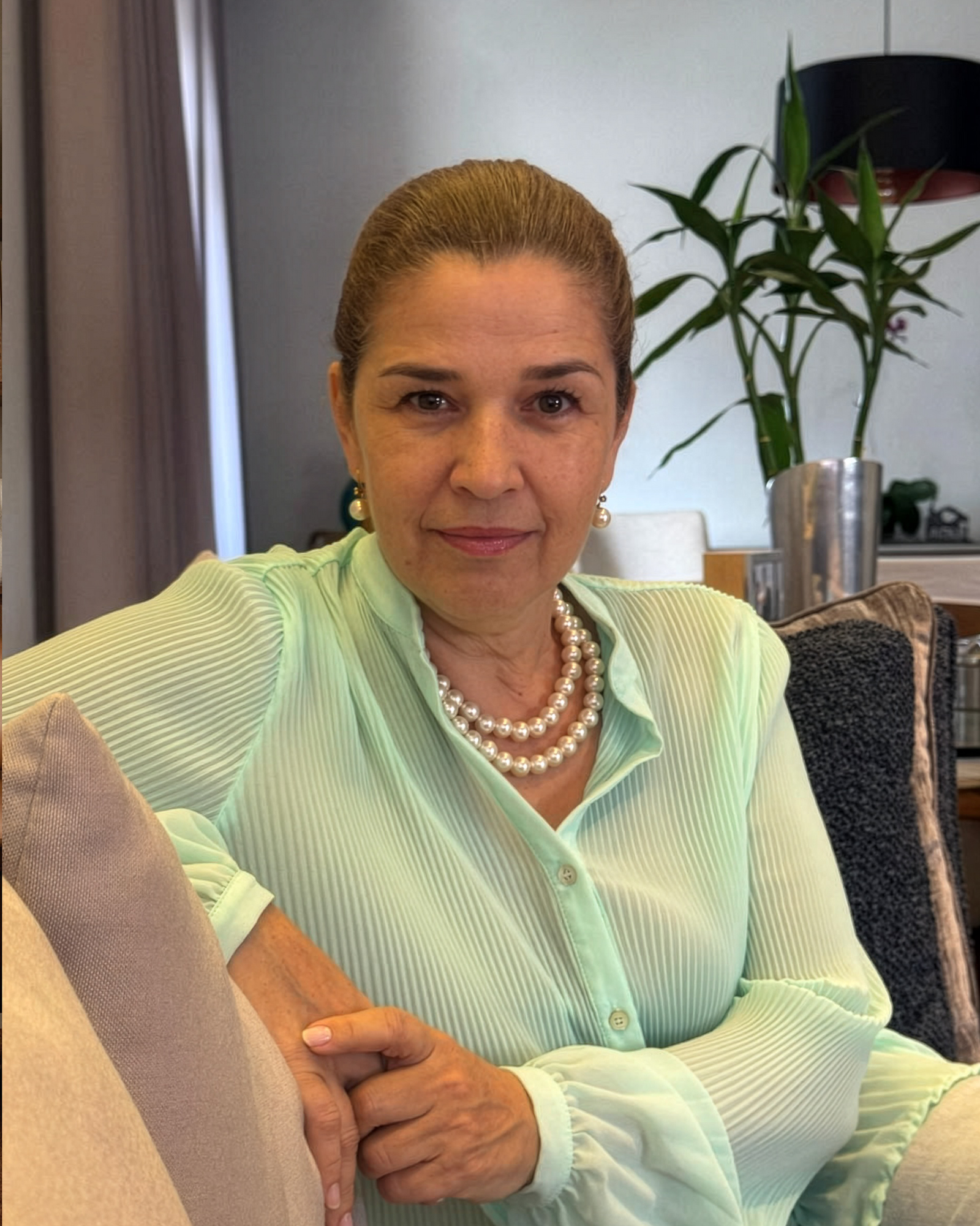 Dra. Danielli Ferraz